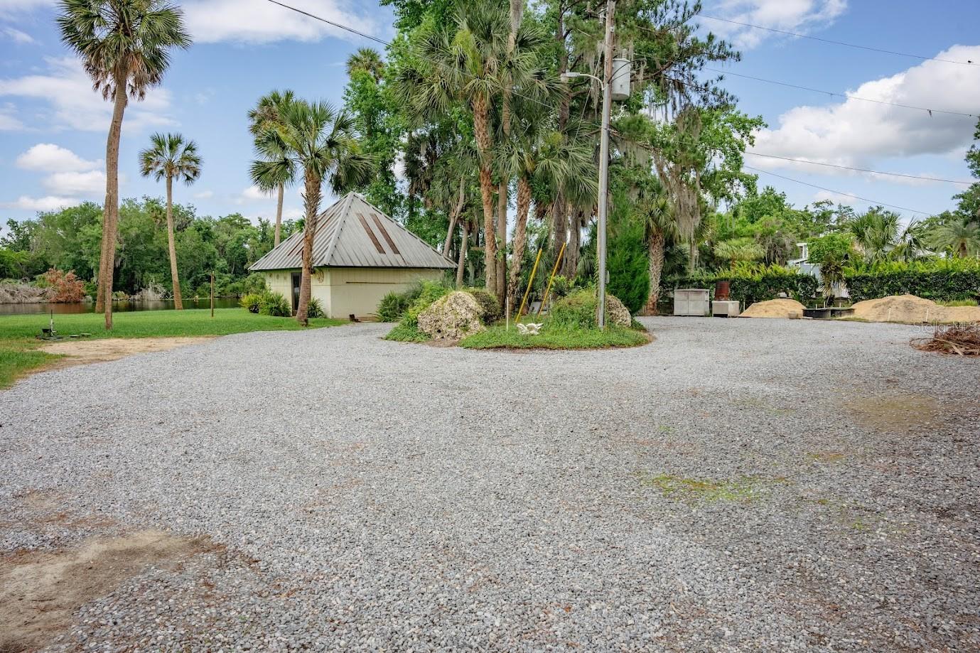24117 MINK RD, ASTOR, FL, 32102