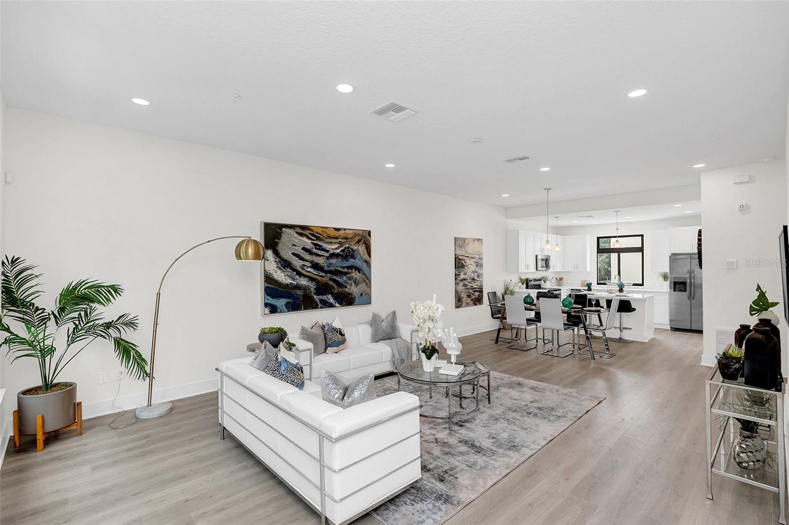 266 PARK LAKE ST #16, ORLANDO, FL, 32803