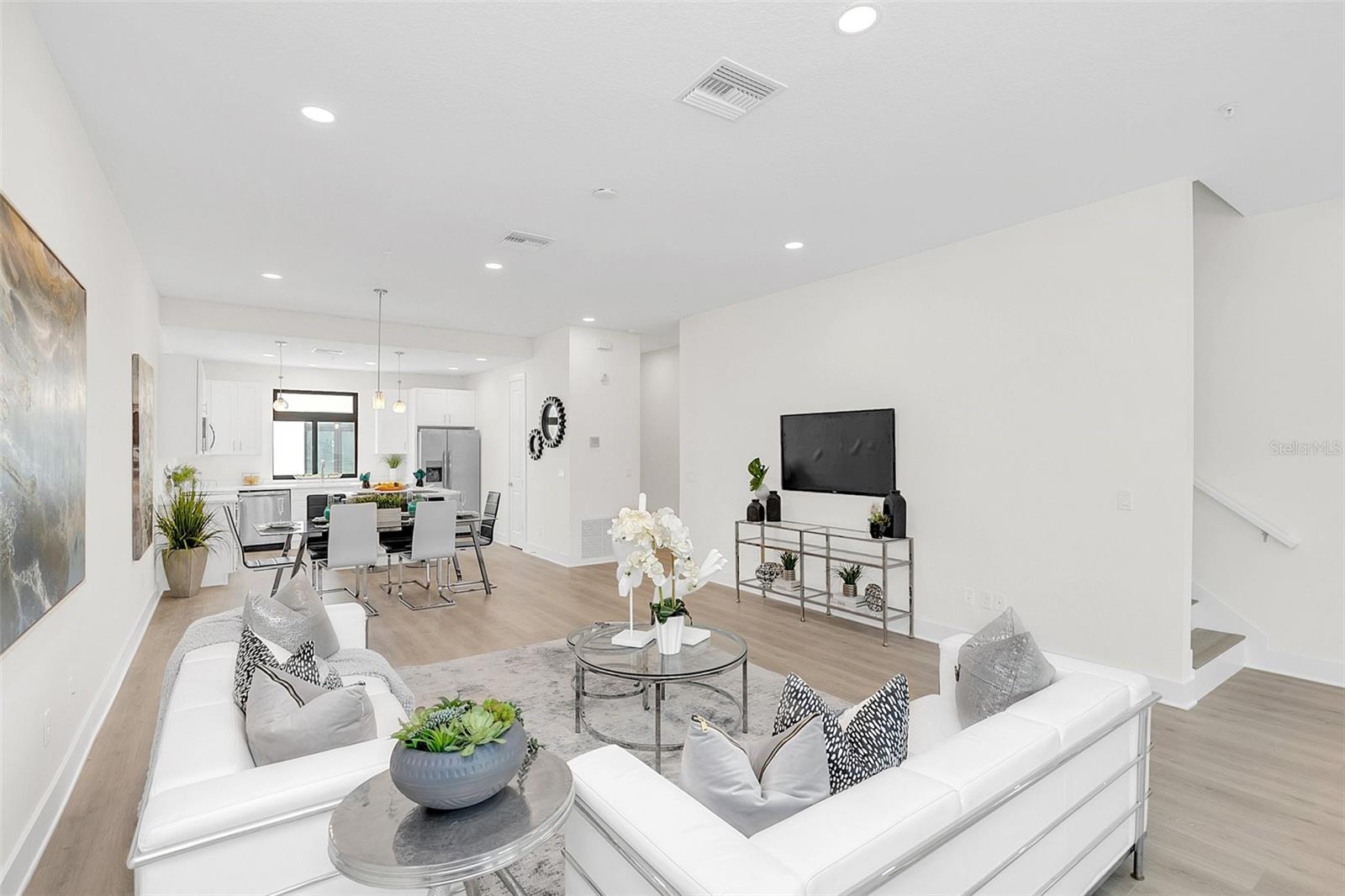 266 PARK LAKE ST #16, ORLANDO, FL, 32803