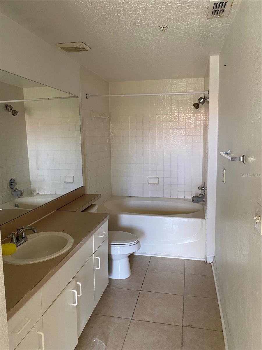 5500 METROWEST BLVD #304, ORLANDO, FL, 32811
