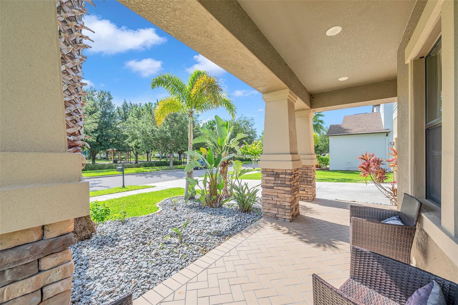 8235 BIRD WHISTLE LN, LAND O LAKES, FL, 34637