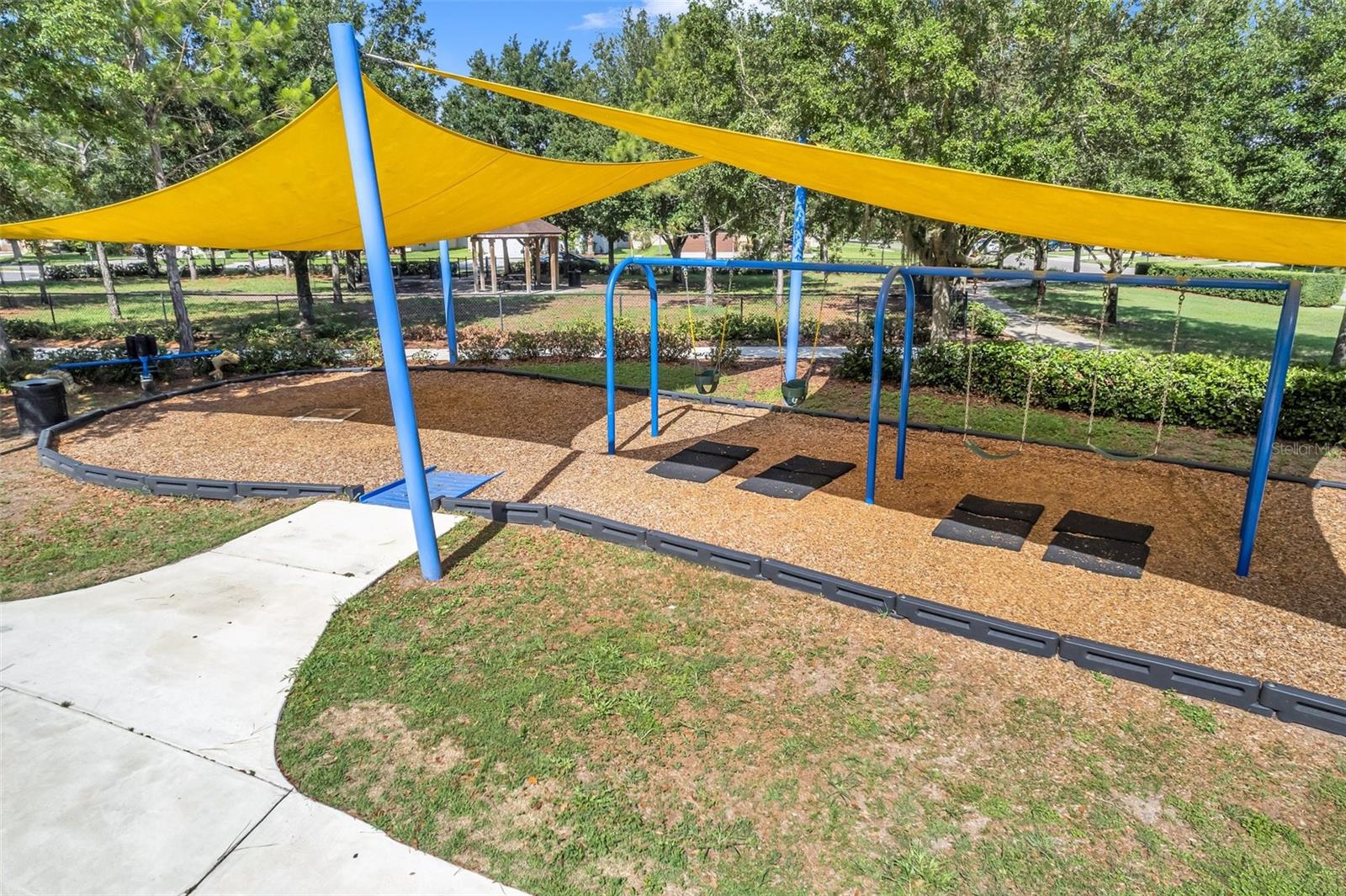 8235 BIRD WHISTLE LN, LAND O LAKES, FL, 34637