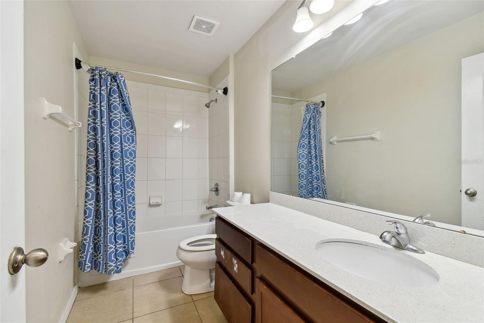 10460 HAWKS LANDING DR, LAND O LAKES, FL, 34638