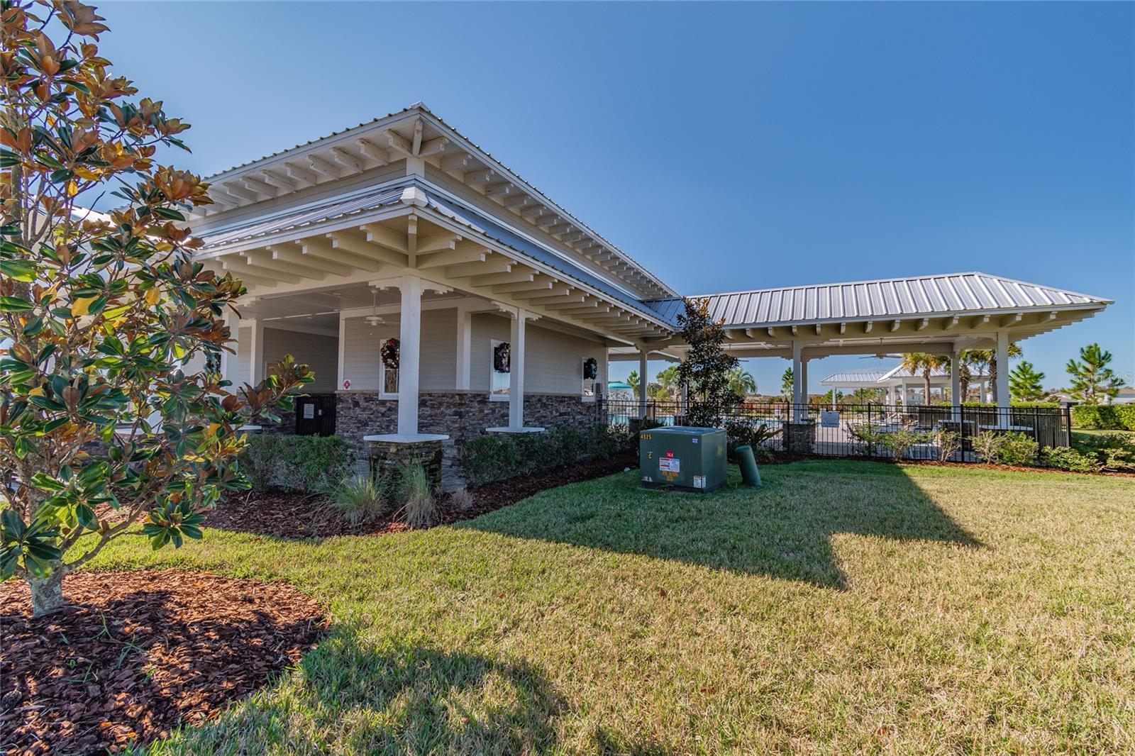 10460 HAWKS LANDING DR, LAND O LAKES, FL, 34638