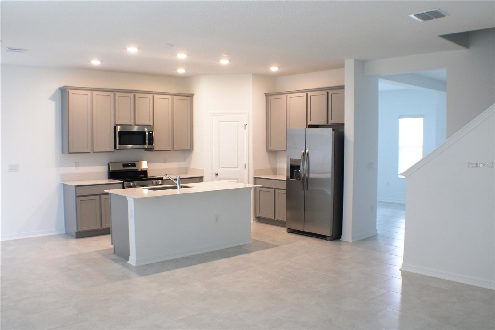 5310 DIAMONDLEAF DR, EDGEWATER, FL, 32141