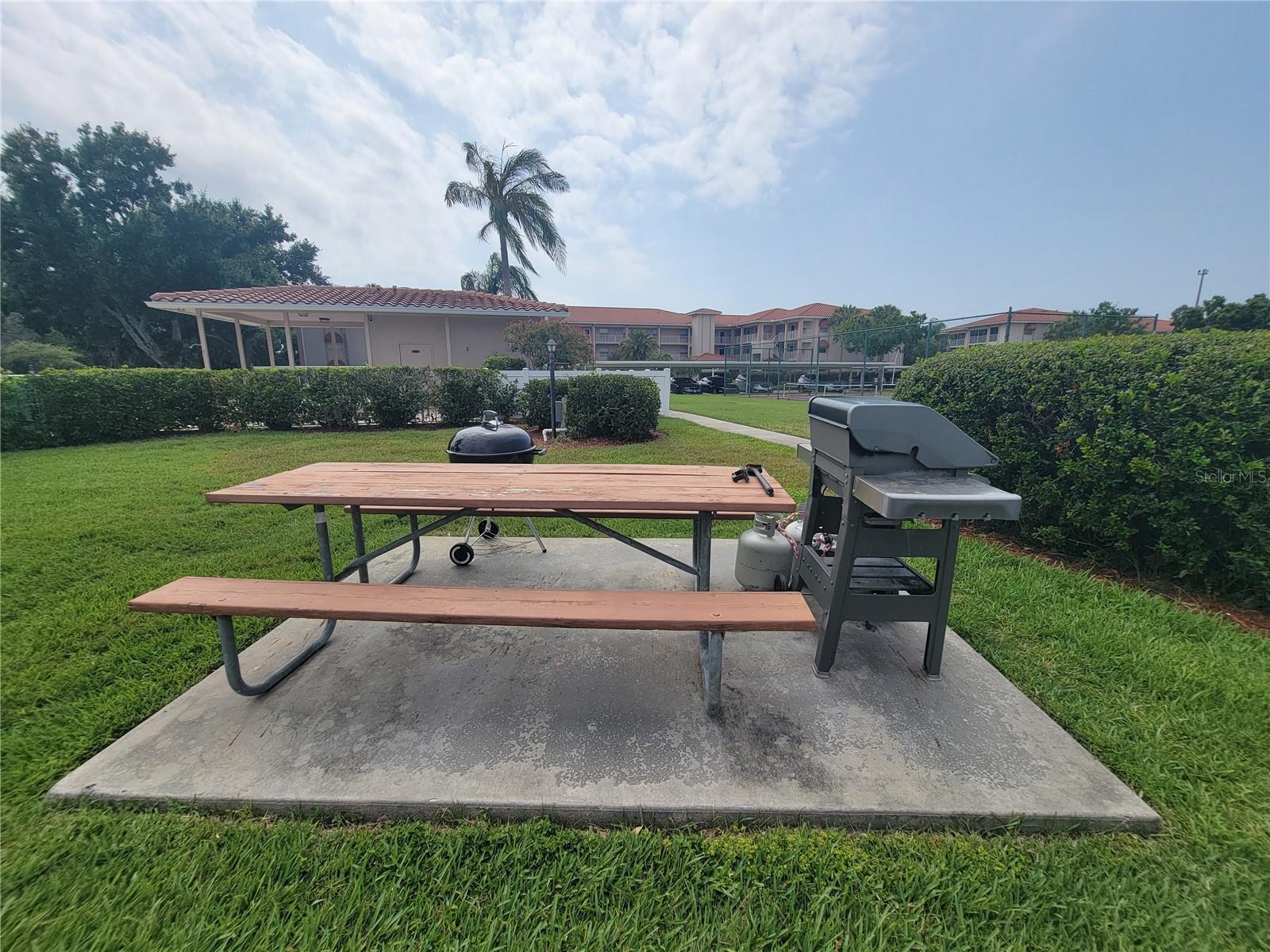6507 STONE RIVER RD #302, BRADENTON, FL, 34203