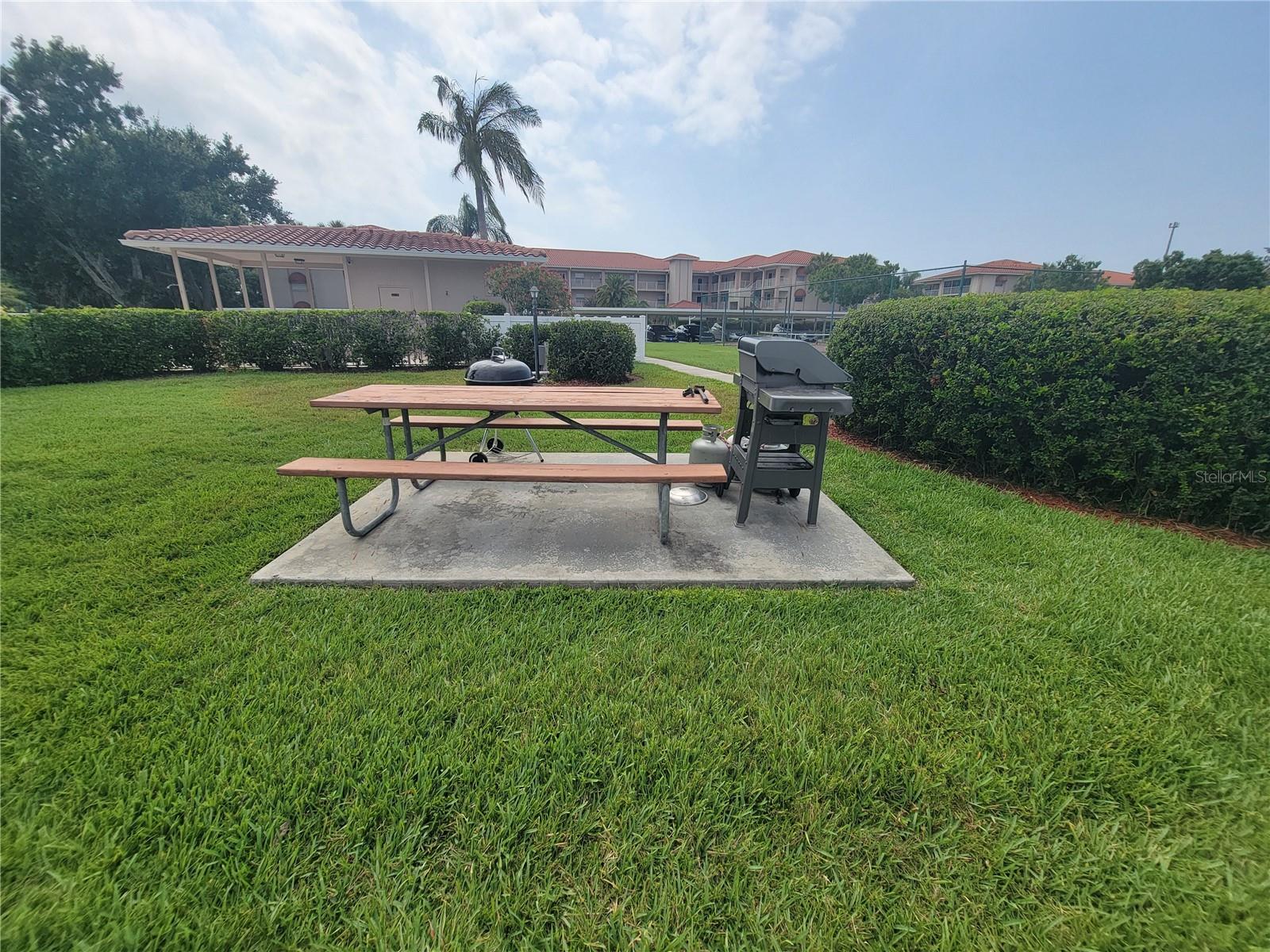 6507 STONE RIVER RD #302, BRADENTON, FL, 34203