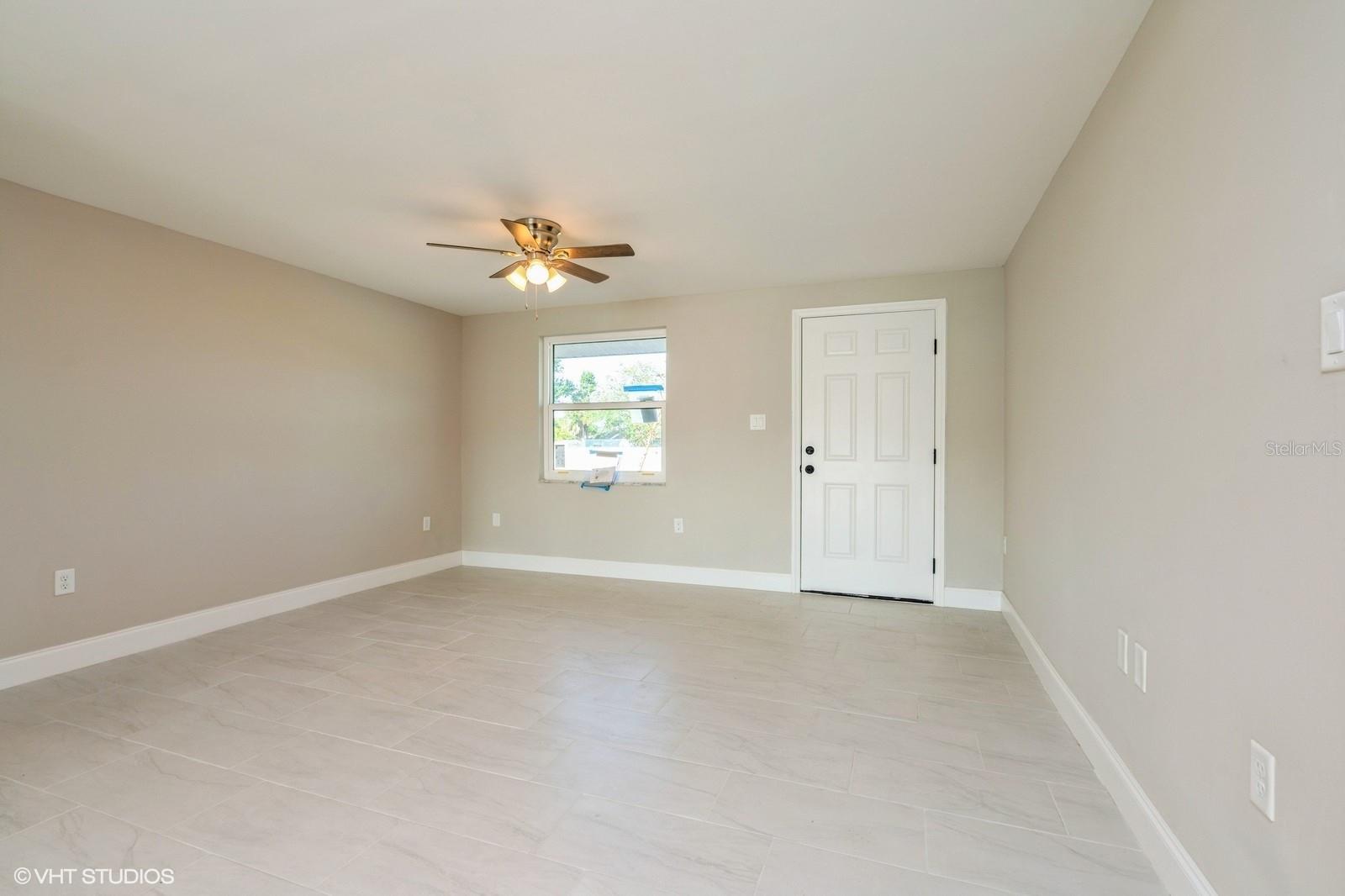 181 W TARPON BLVD NW, PORT CHARLOTTE, FL, 33952