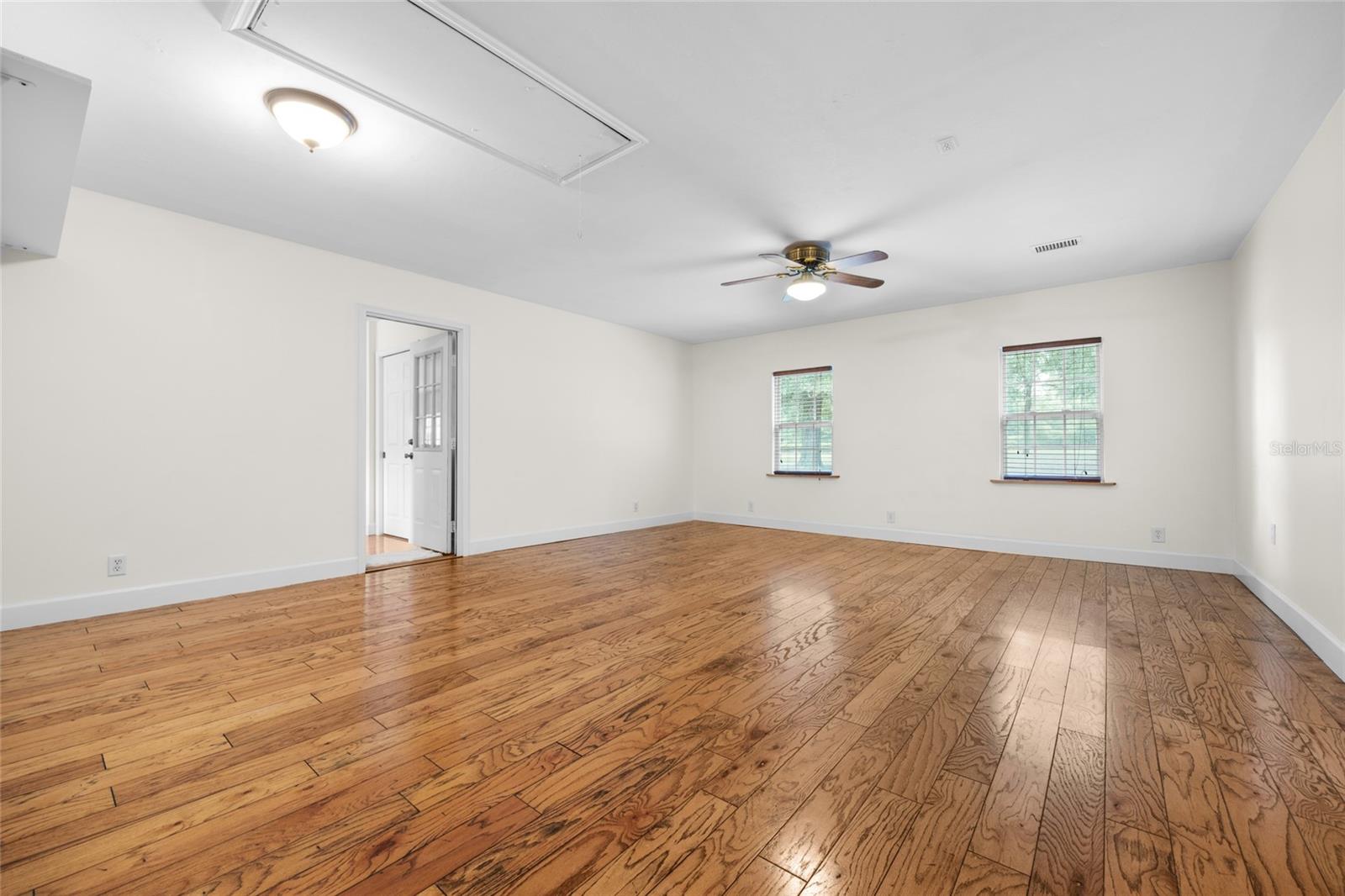 411 SW THORNE LN, FORT WHITE, FL, 32038