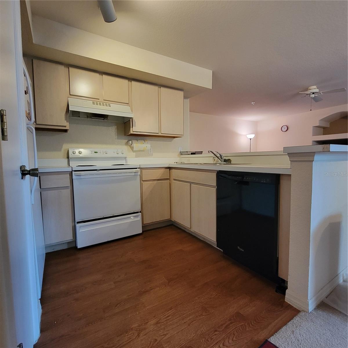 8516 ISLAND BREEZE LN #205, TEMPLE TERRACE, FL, 33637