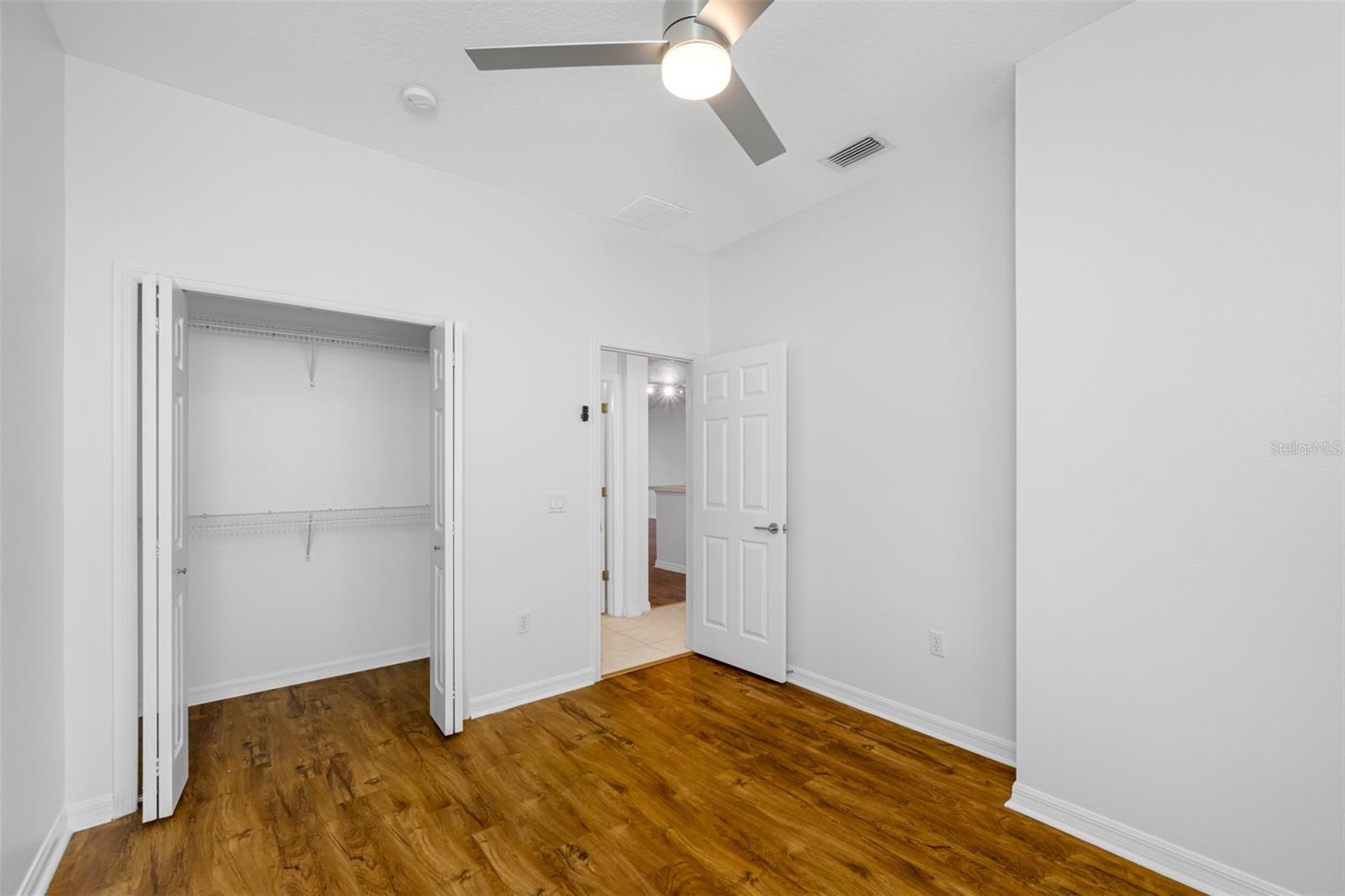10255 DEVONSHIRE LAKE DR, TAMPA, FL, 33647