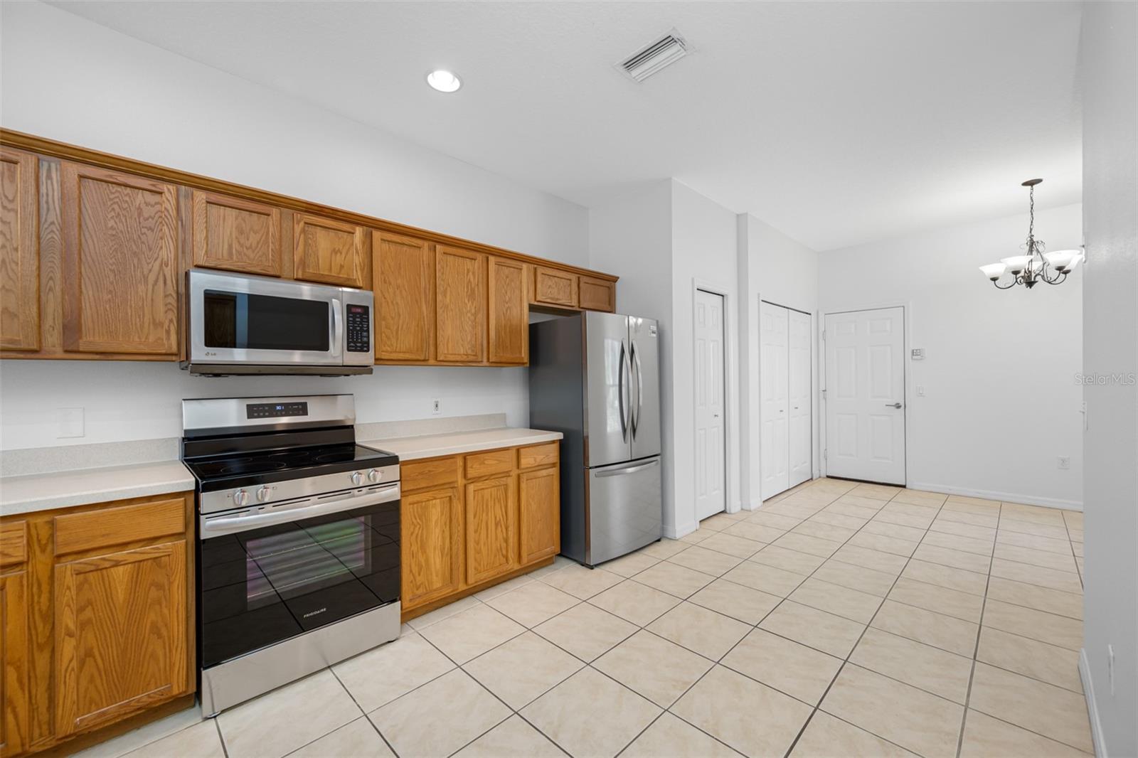 10255 DEVONSHIRE LAKE DR, TAMPA, FL, 33647