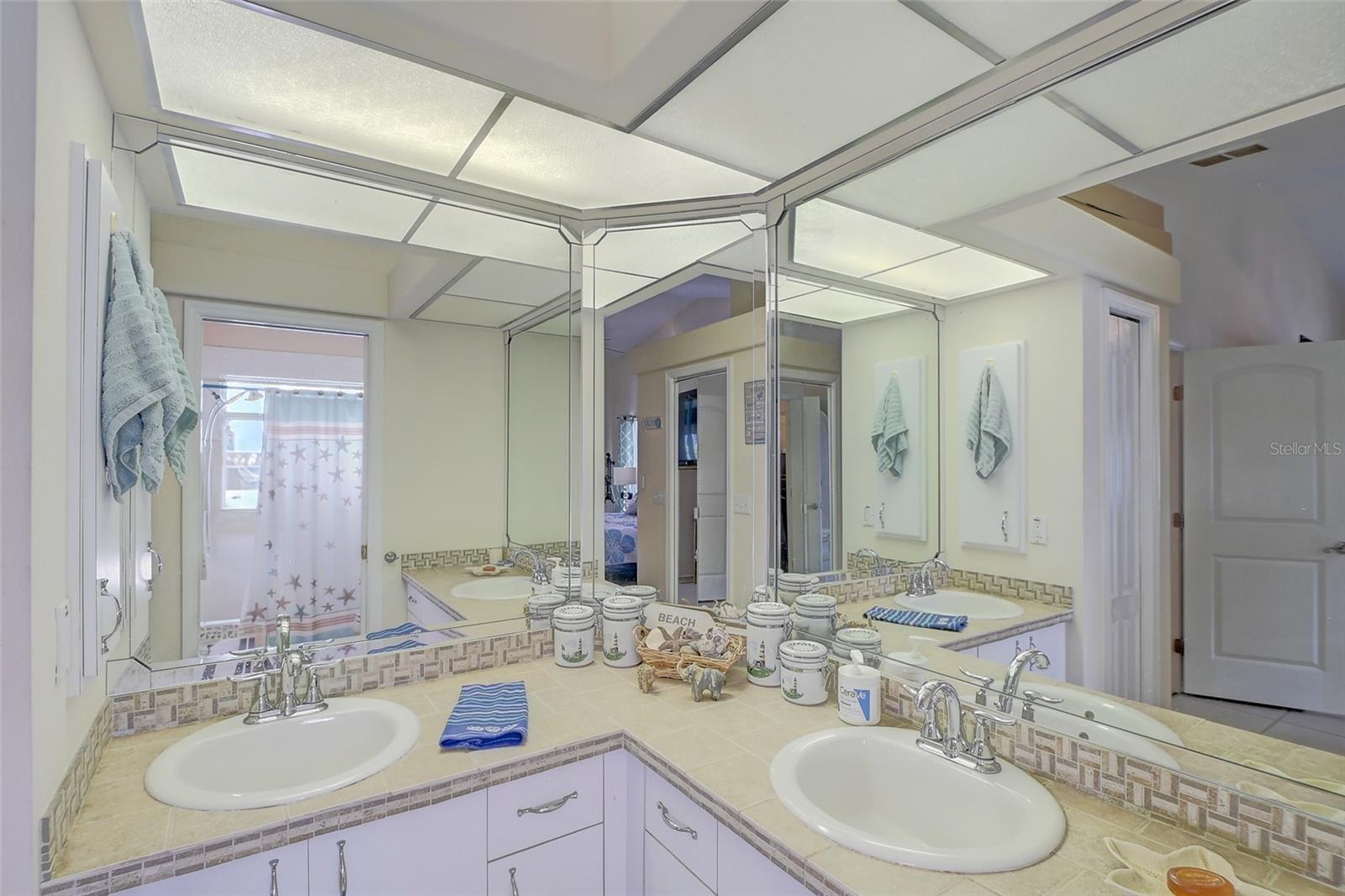 1005 SW 1ST PL, CAPE CORAL, FL, 33991