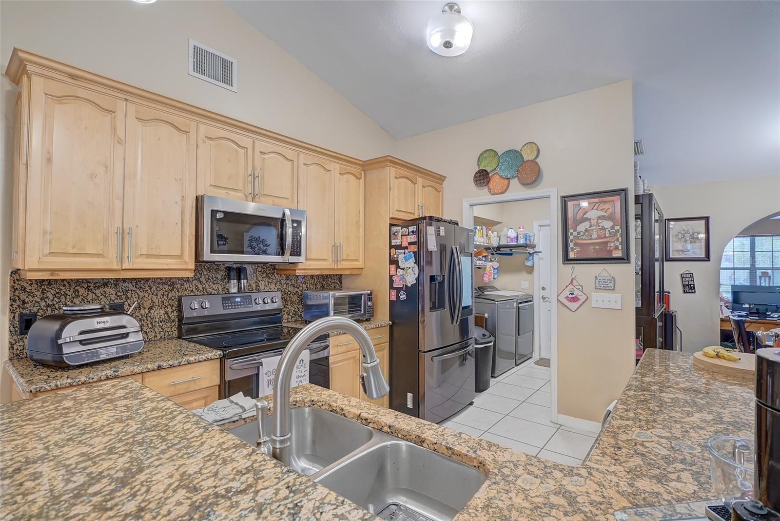 1005 SW 1ST PL, CAPE CORAL, FL, 33991