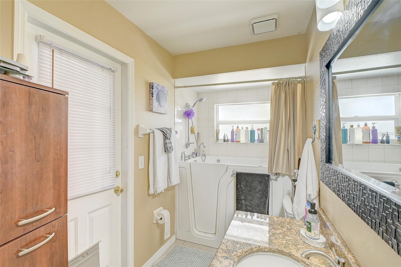 1005 SW 1ST PL, CAPE CORAL, FL, 33991