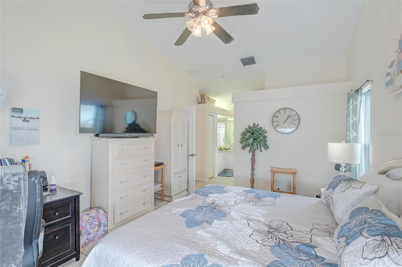 1005 SW 1ST PL, CAPE CORAL, FL, 33991