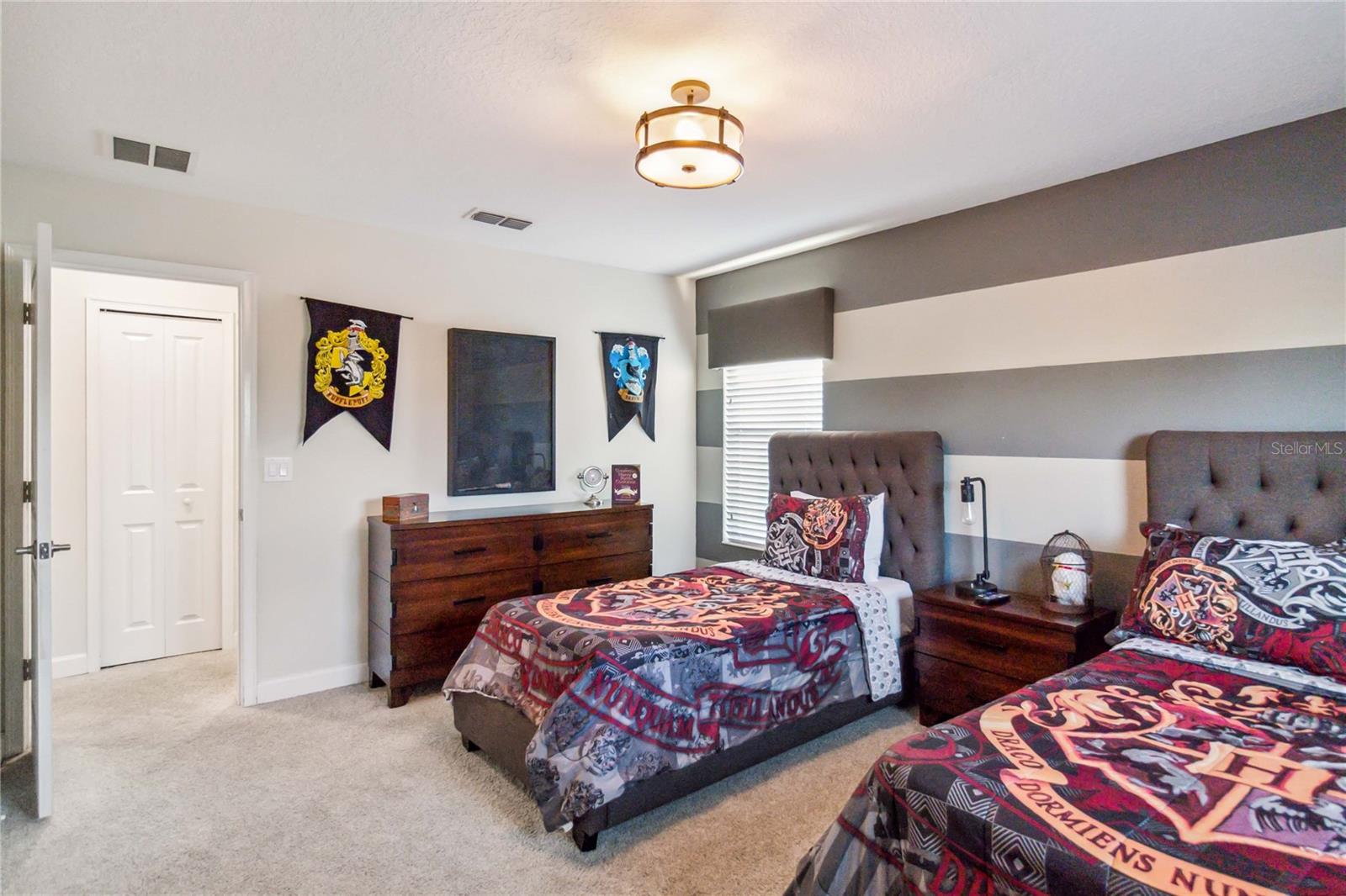 4740 SLEEPY HOLLOW DR, KISSIMMEE, FL, 34746