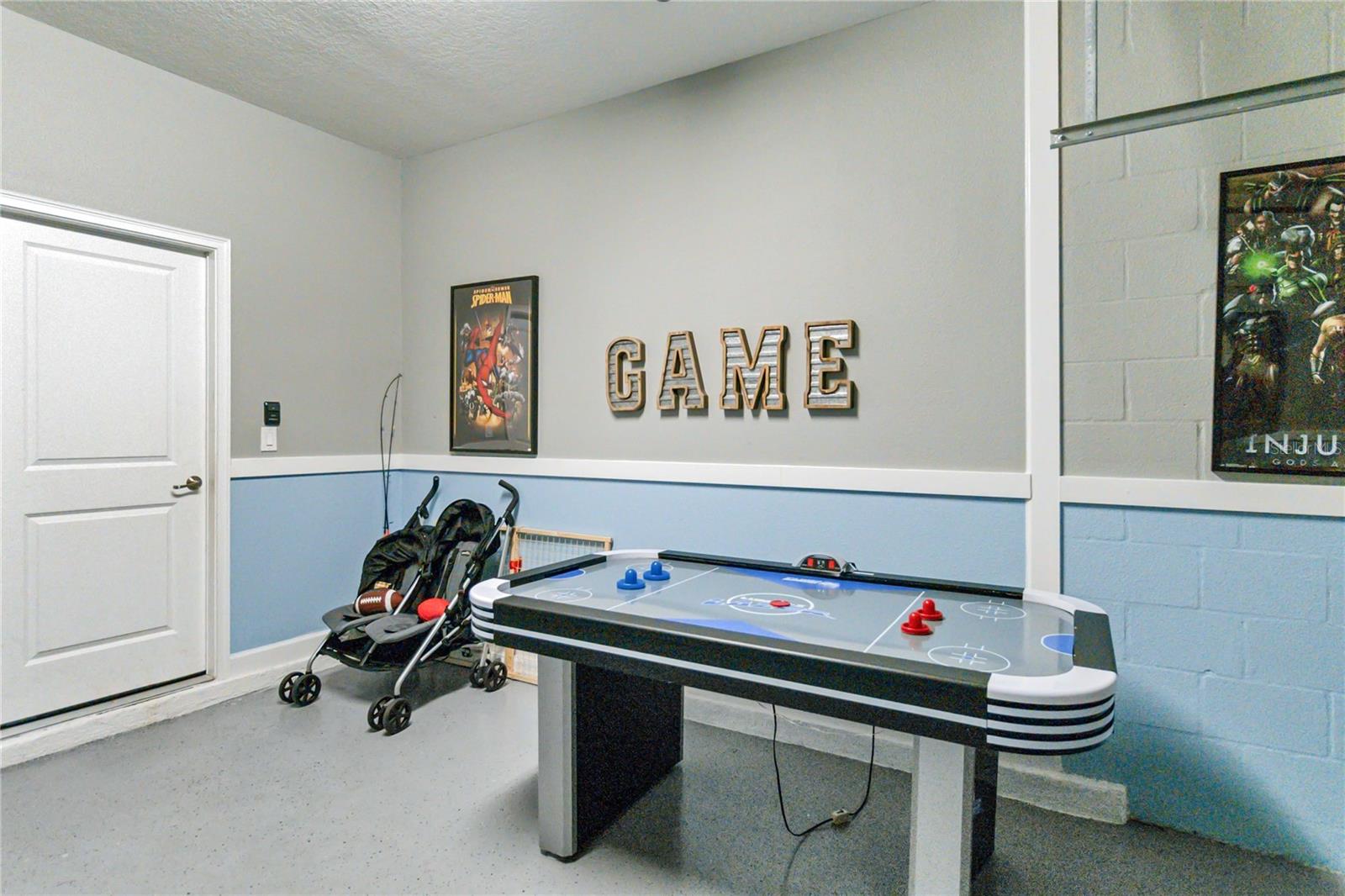 4740 SLEEPY HOLLOW DR, KISSIMMEE, FL, 34746