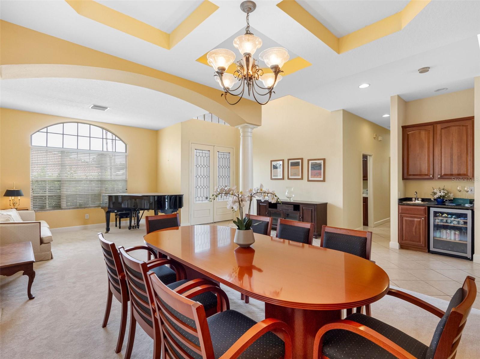 5510 E LONGBOAT BLVD, TAMPA, FL, 33615