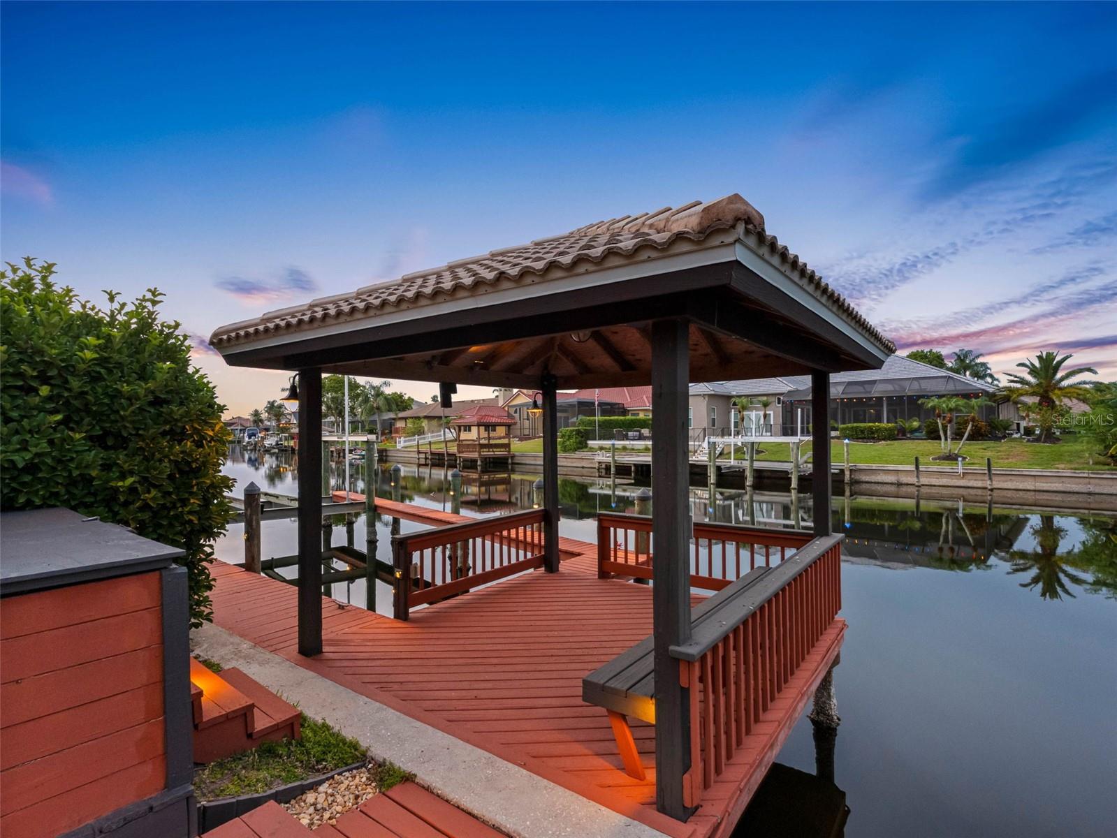 5510 E LONGBOAT BLVD, TAMPA, FL, 33615