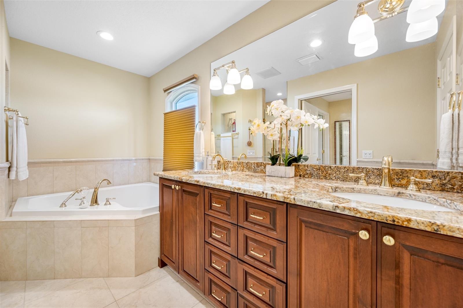 5510 E LONGBOAT BLVD, TAMPA, FL, 33615