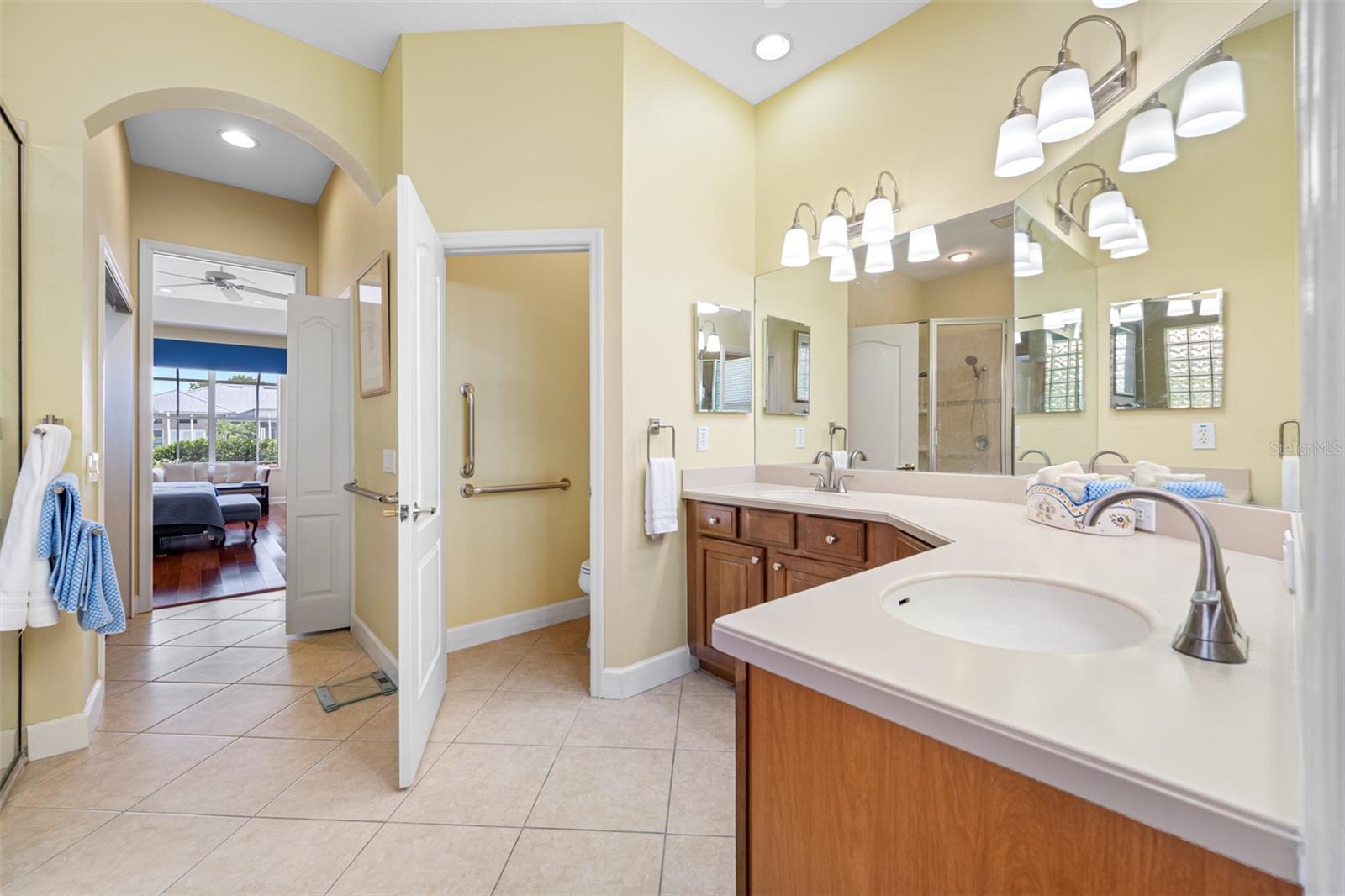 5510 E LONGBOAT BLVD, TAMPA, FL, 33615