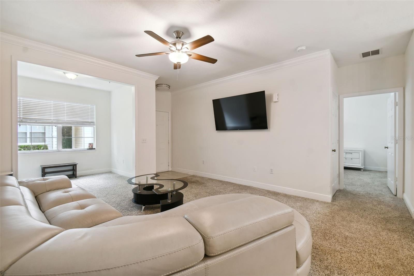 200 SOUTHERN PECAN CIR #105, WINTER GARDEN, FL, 34787