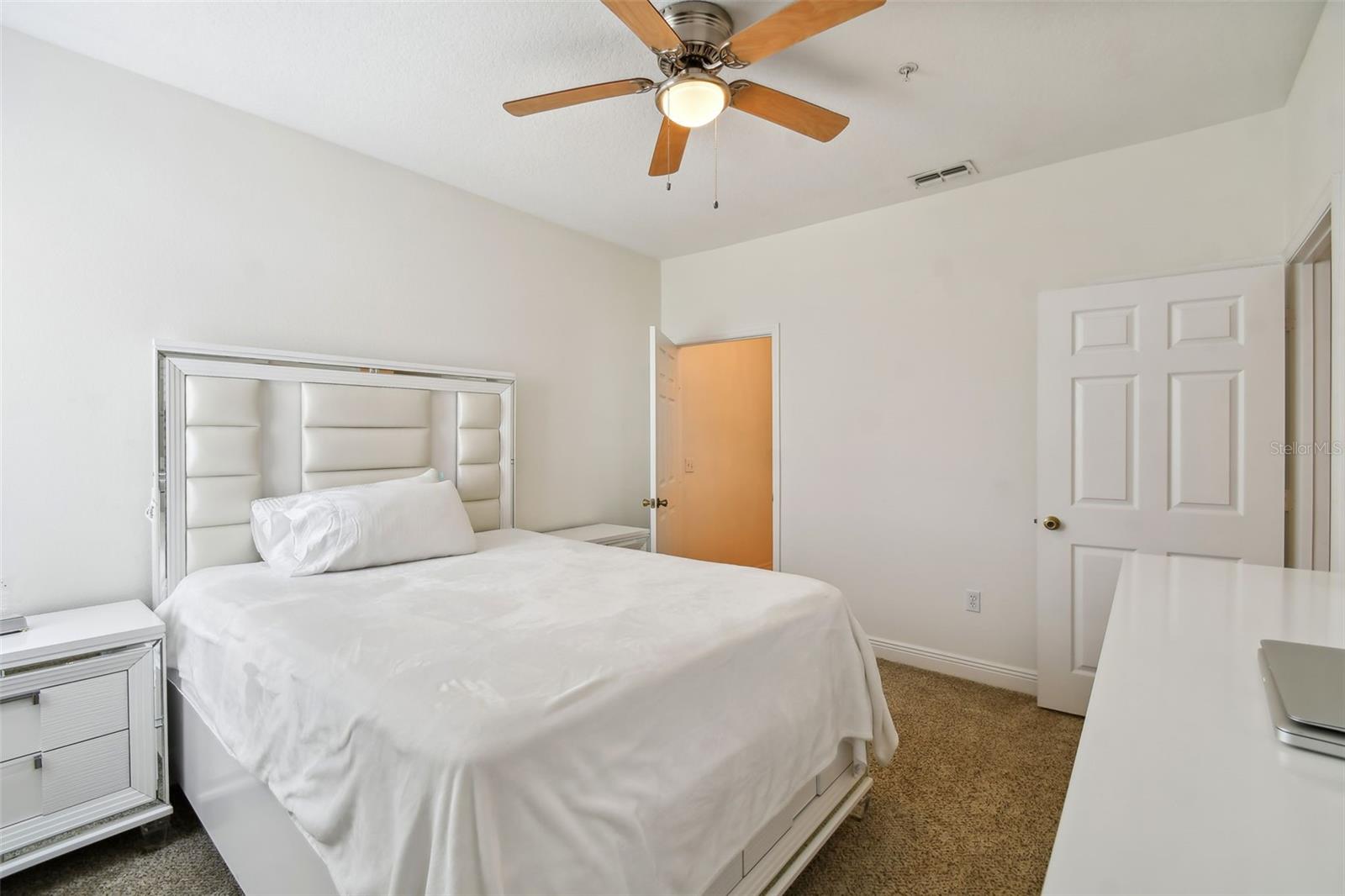 200 SOUTHERN PECAN CIR #105, WINTER GARDEN, FL, 34787