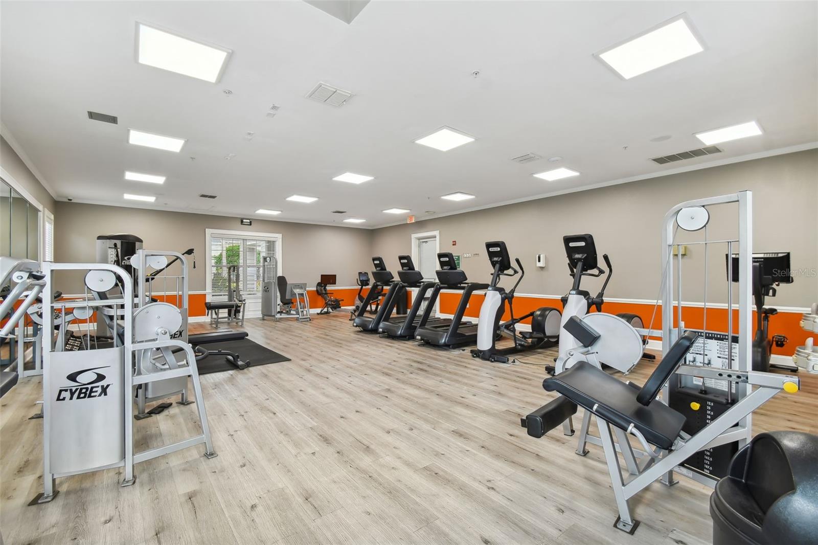 200 SOUTHERN PECAN CIR #105, WINTER GARDEN, FL, 34787
