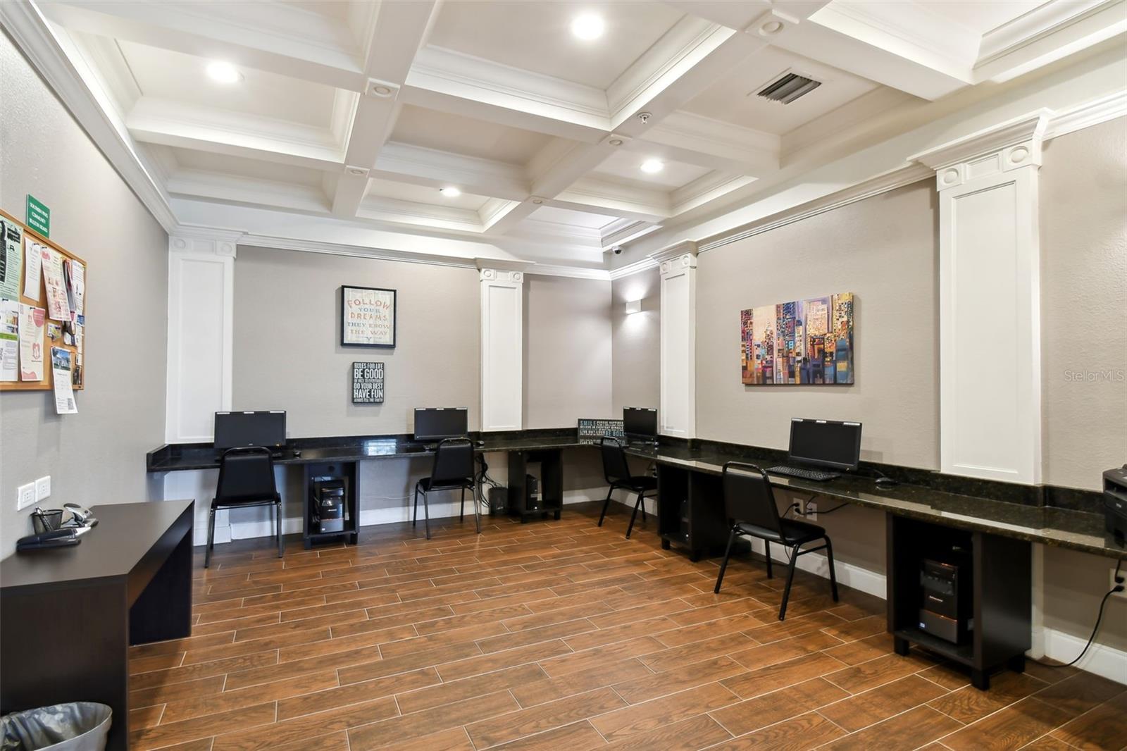 200 SOUTHERN PECAN CIR #105, WINTER GARDEN, FL, 34787