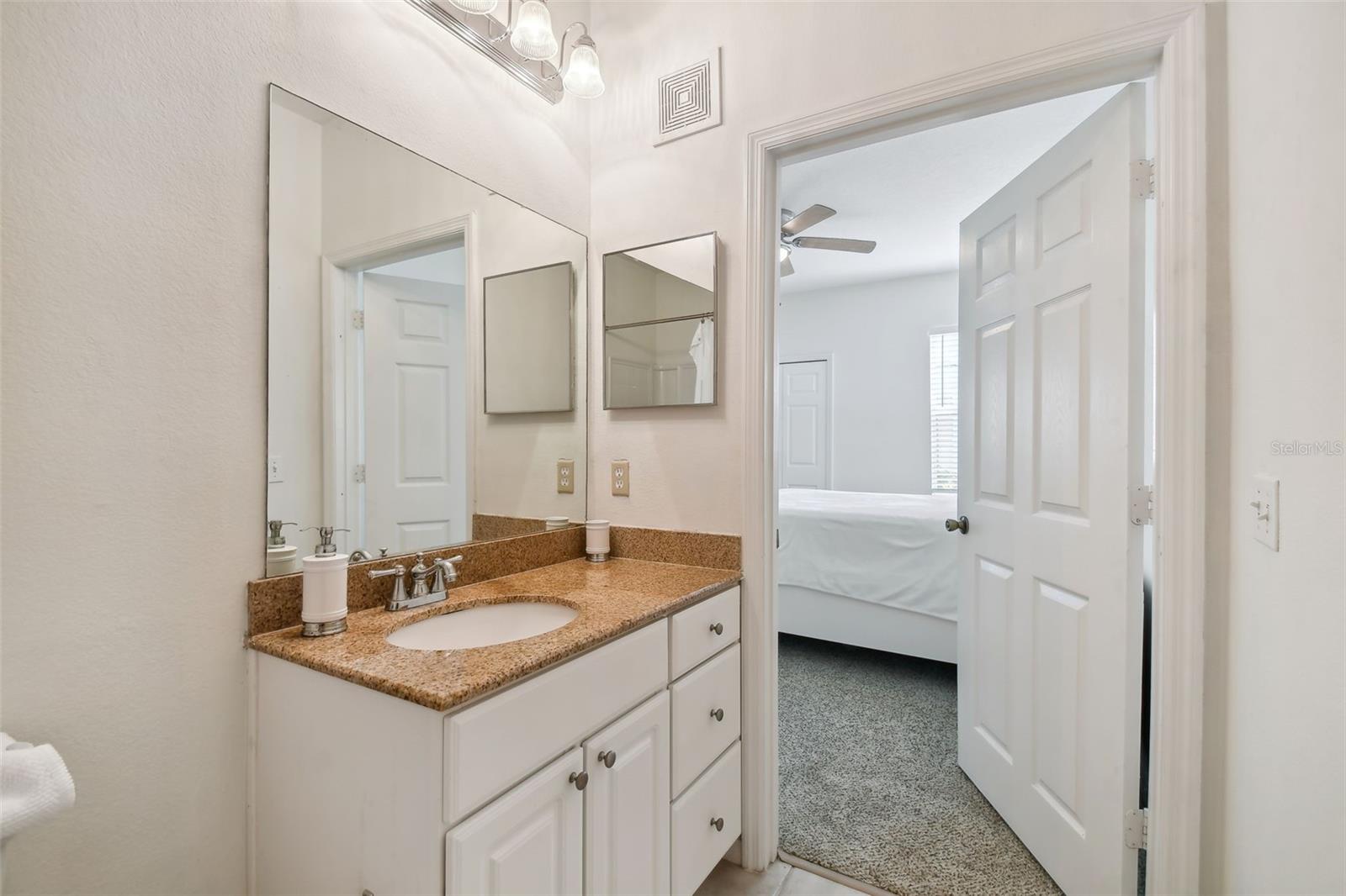 200 SOUTHERN PECAN CIR #105, WINTER GARDEN, FL, 34787