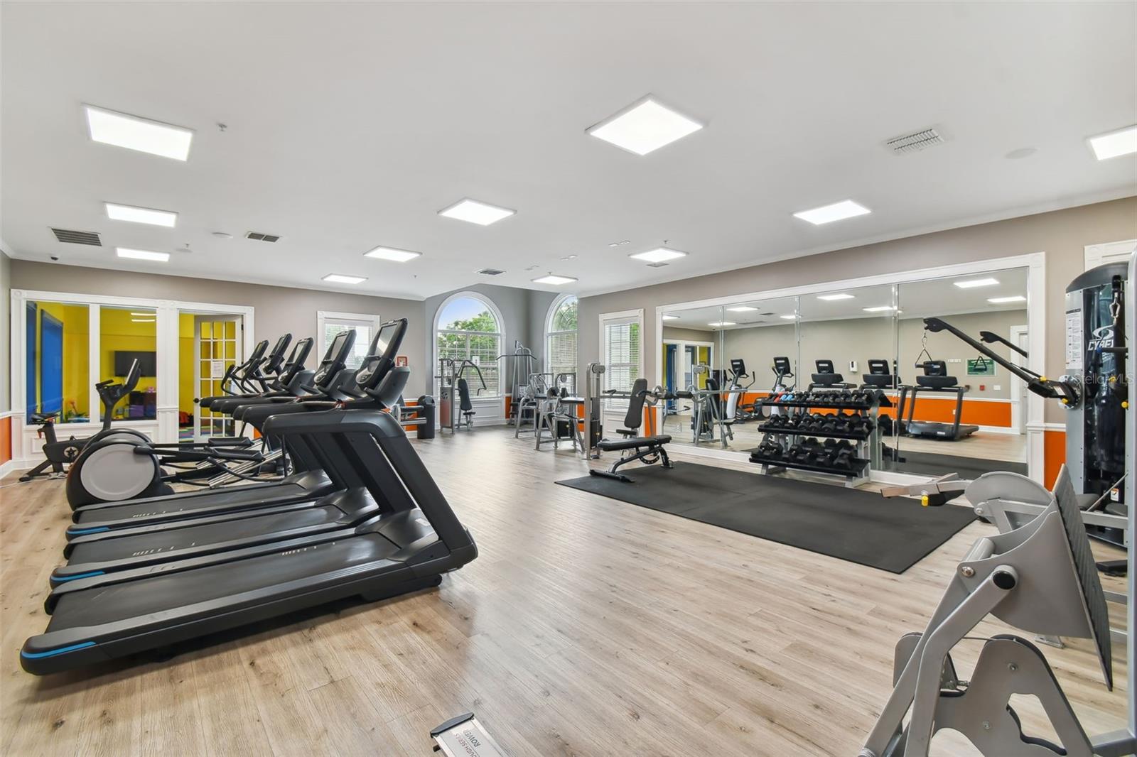 200 SOUTHERN PECAN CIR #105, WINTER GARDEN, FL, 34787