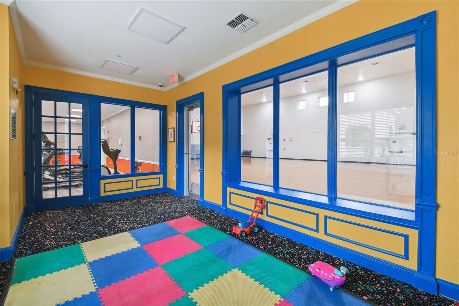 200 SOUTHERN PECAN CIR #105, WINTER GARDEN, FL, 34787