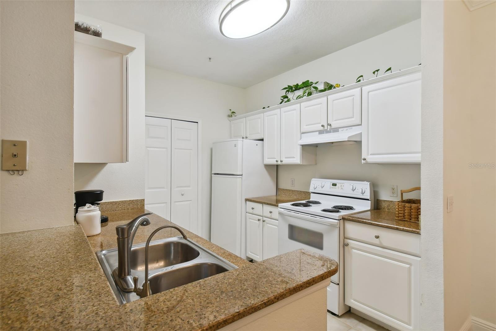 200 SOUTHERN PECAN CIR #105, WINTER GARDEN, FL, 34787