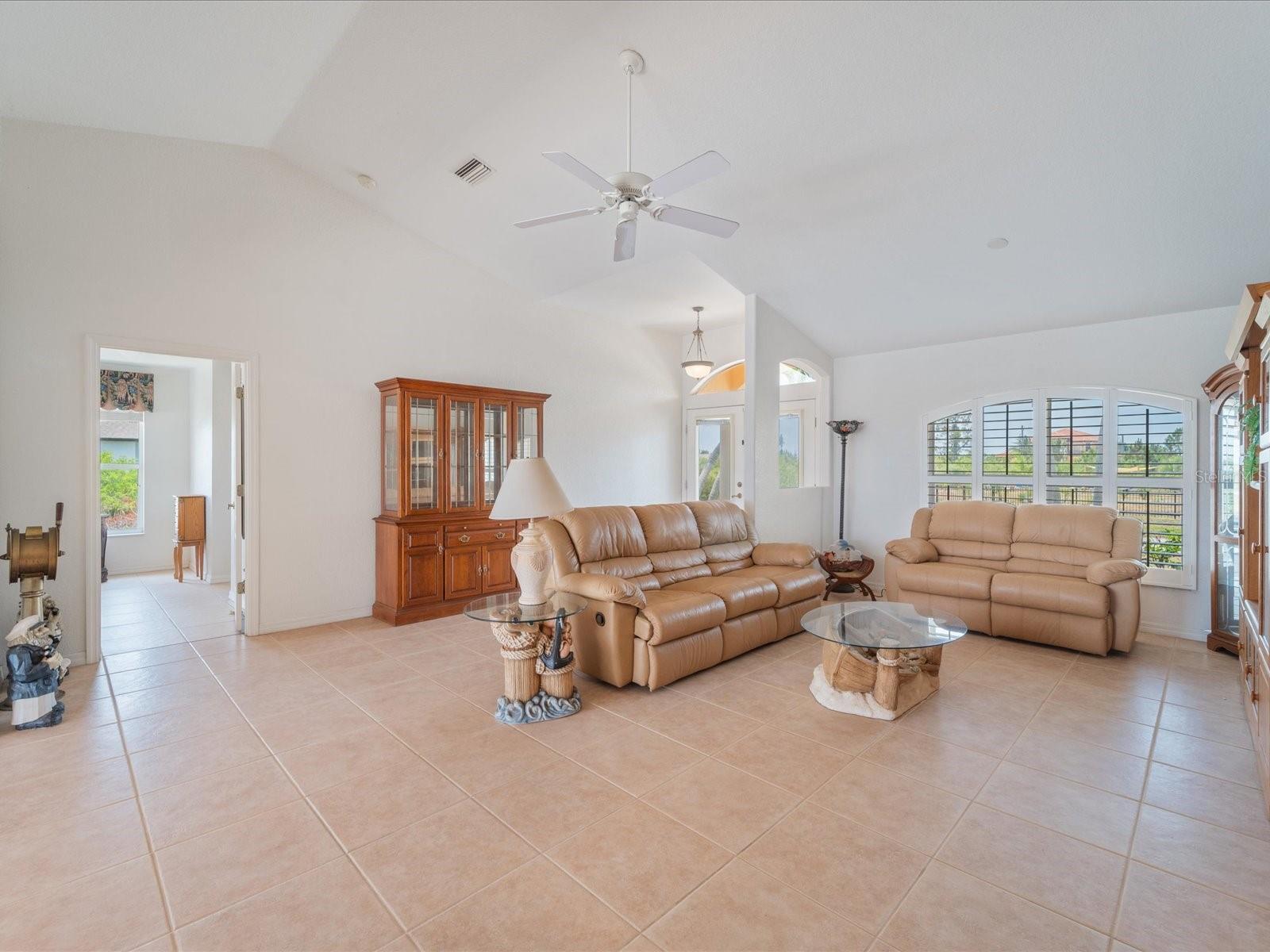 15020 ACORN CIR, PORT CHARLOTTE, FL, 33981