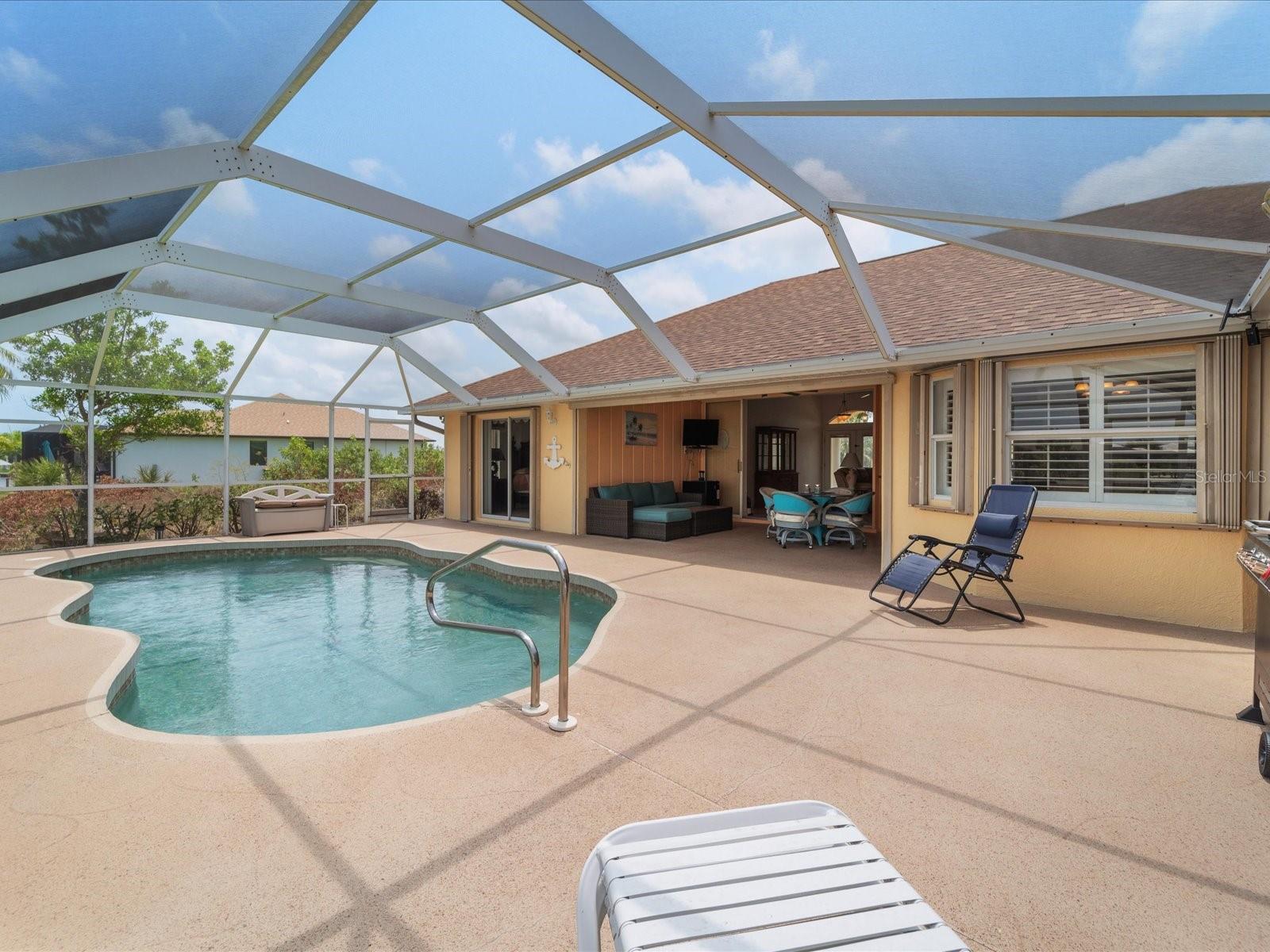 15020 ACORN CIR, PORT CHARLOTTE, FL, 33981