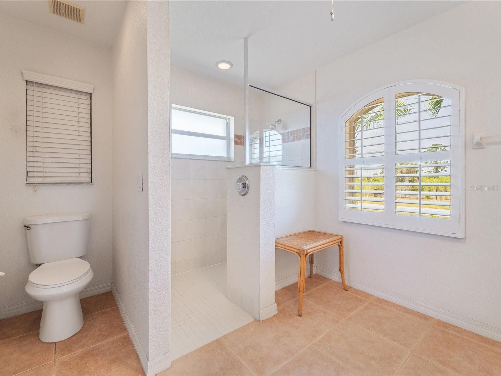 15020 ACORN CIR, PORT CHARLOTTE, FL, 33981