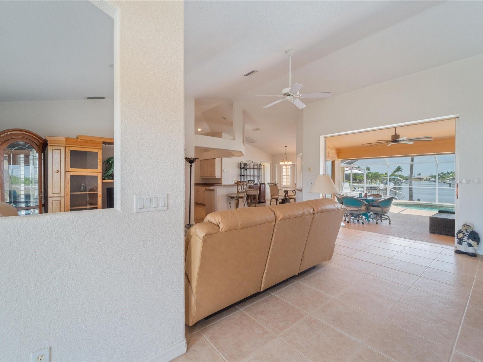 15020 ACORN CIR, PORT CHARLOTTE, FL, 33981