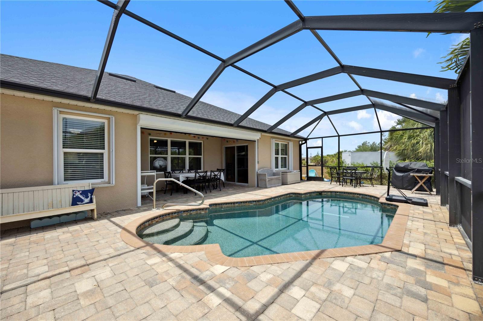 15889 VISCOUNT CIR, PORT CHARLOTTE, FL, 33981
