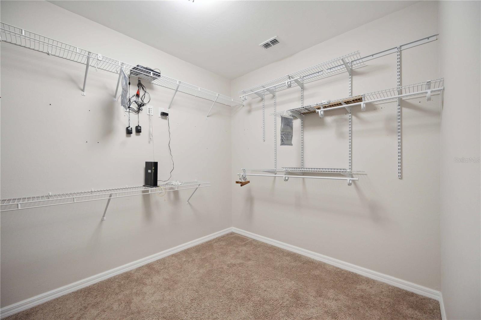 15889 VISCOUNT CIR, PORT CHARLOTTE, FL, 33981