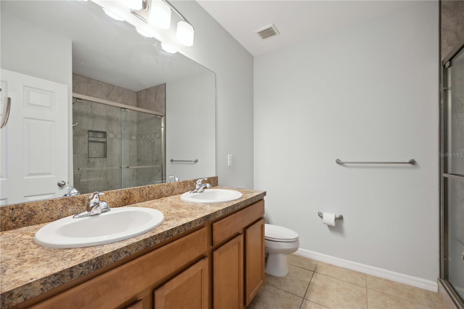 15889 VISCOUNT CIR, PORT CHARLOTTE, FL, 33981