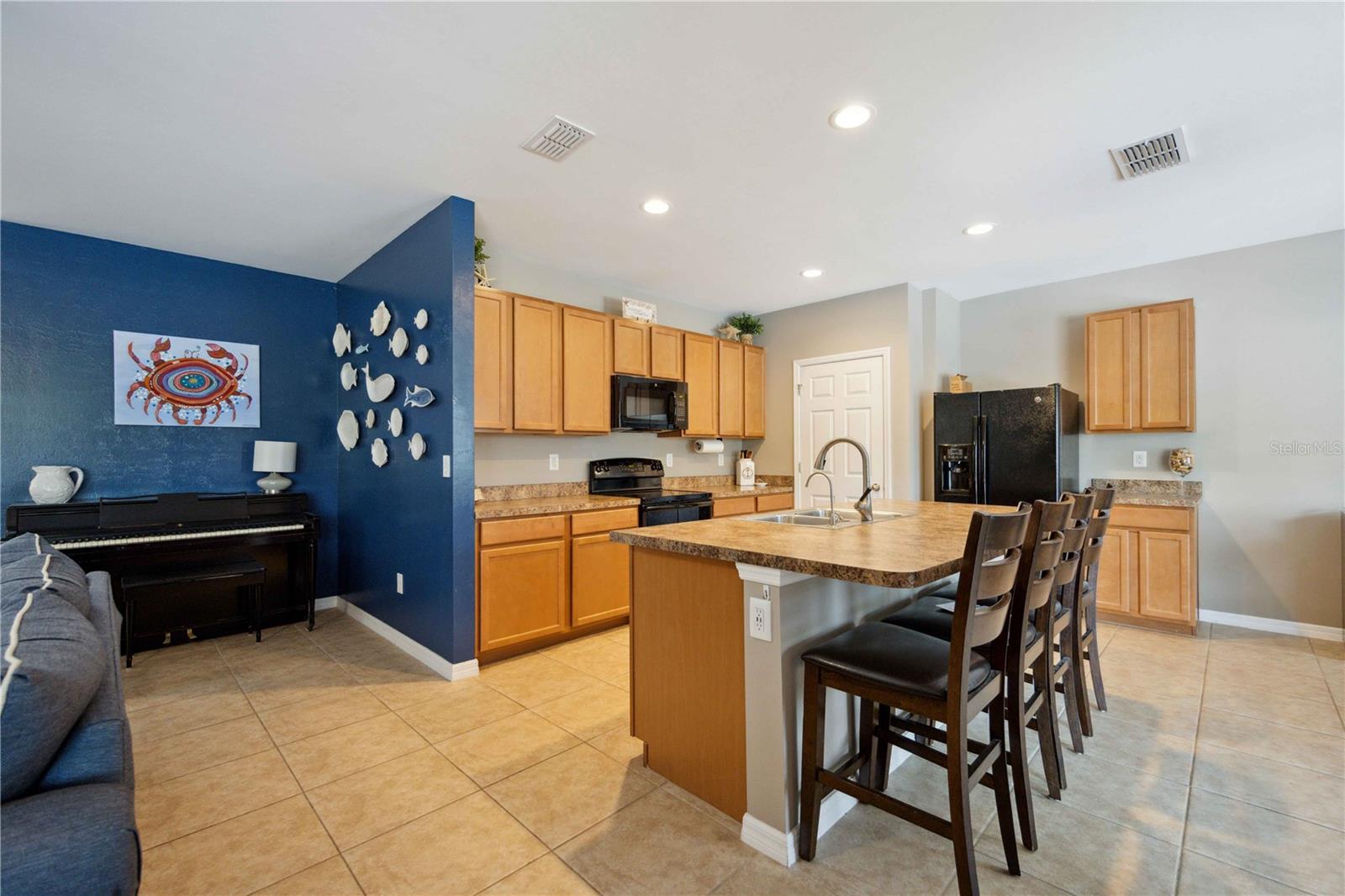 15889 VISCOUNT CIR, PORT CHARLOTTE, FL, 33981