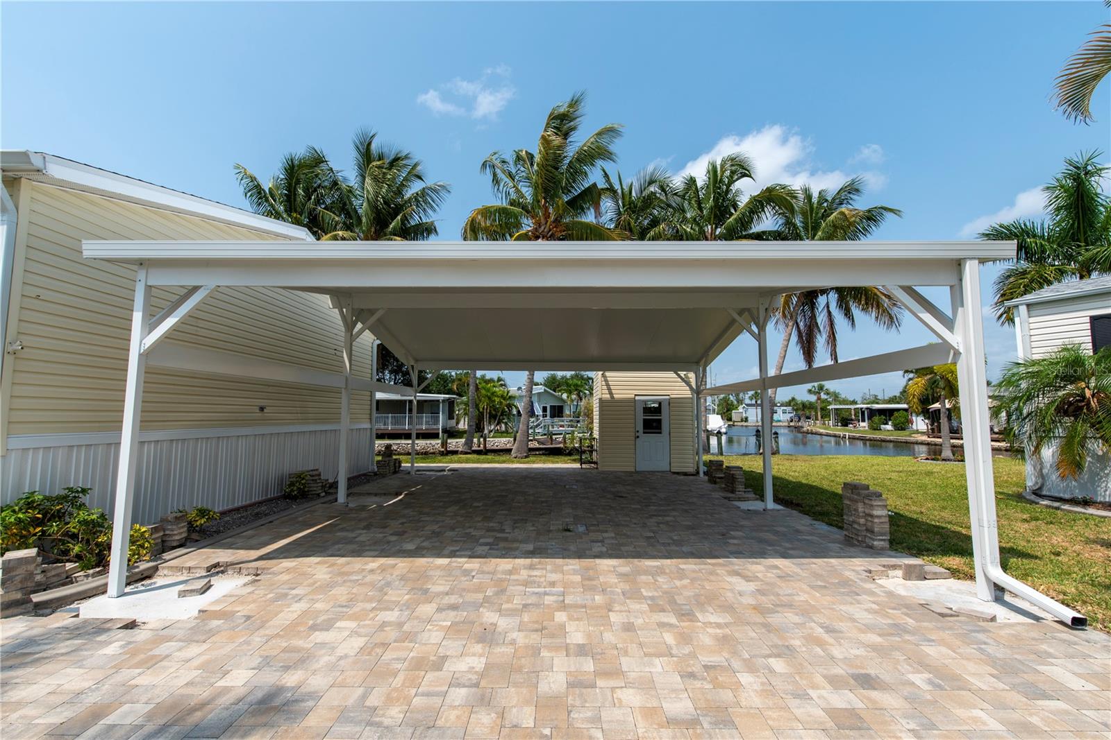 23 HOLLAND DR, PUNTA GORDA, FL, 33950