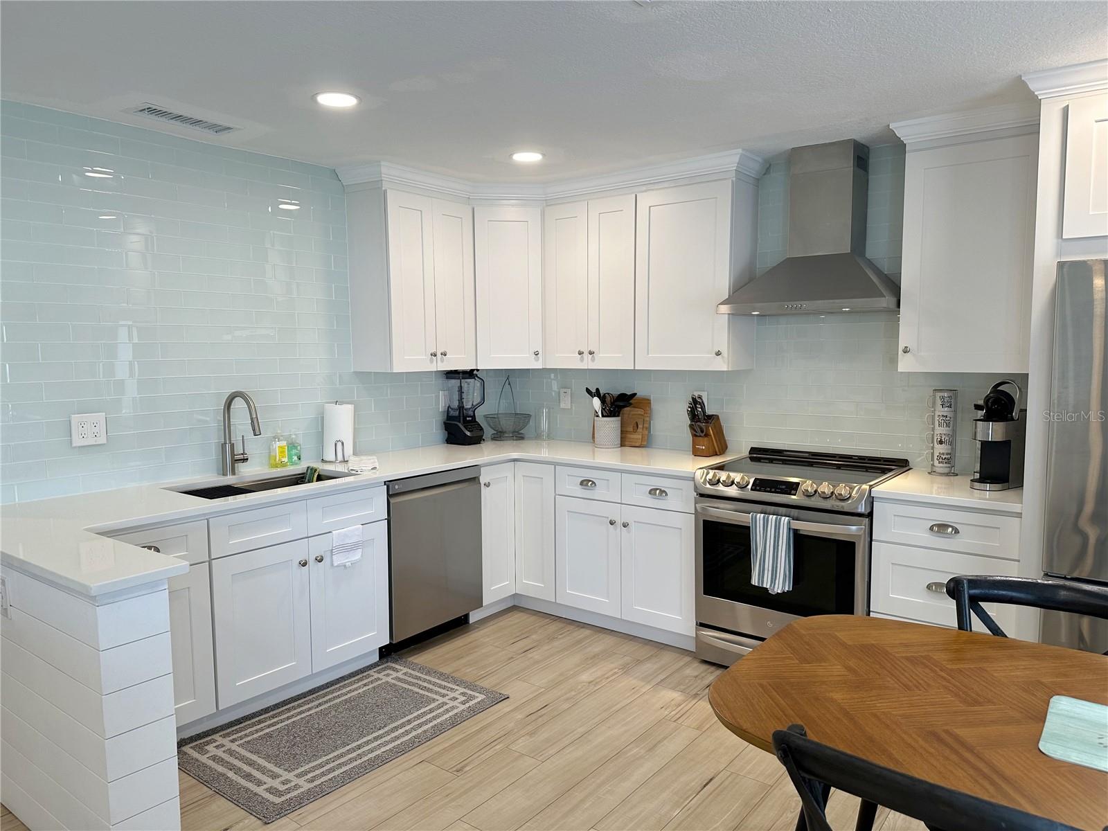 5177 SALMON DR SE #C, ST PETERSBURG, FL, 33705