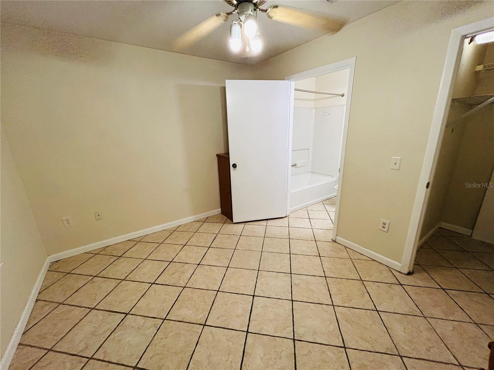 3800 SW 20TH AVE #403, GAINESVILLE, FL, 32607