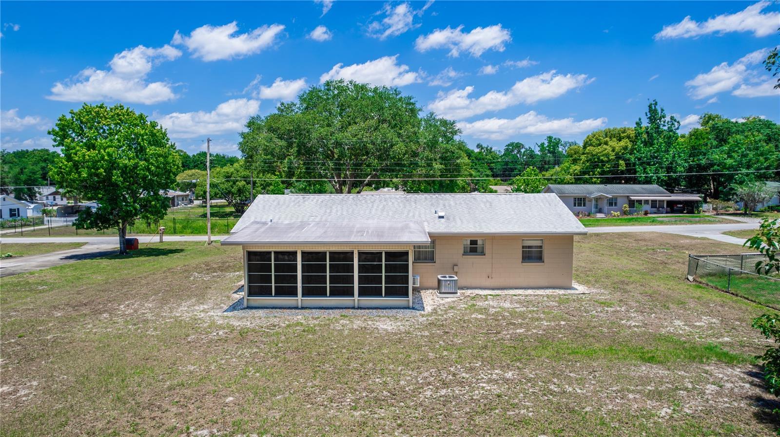 21 SEMINOLE DR, DEBARY, FL, 32713