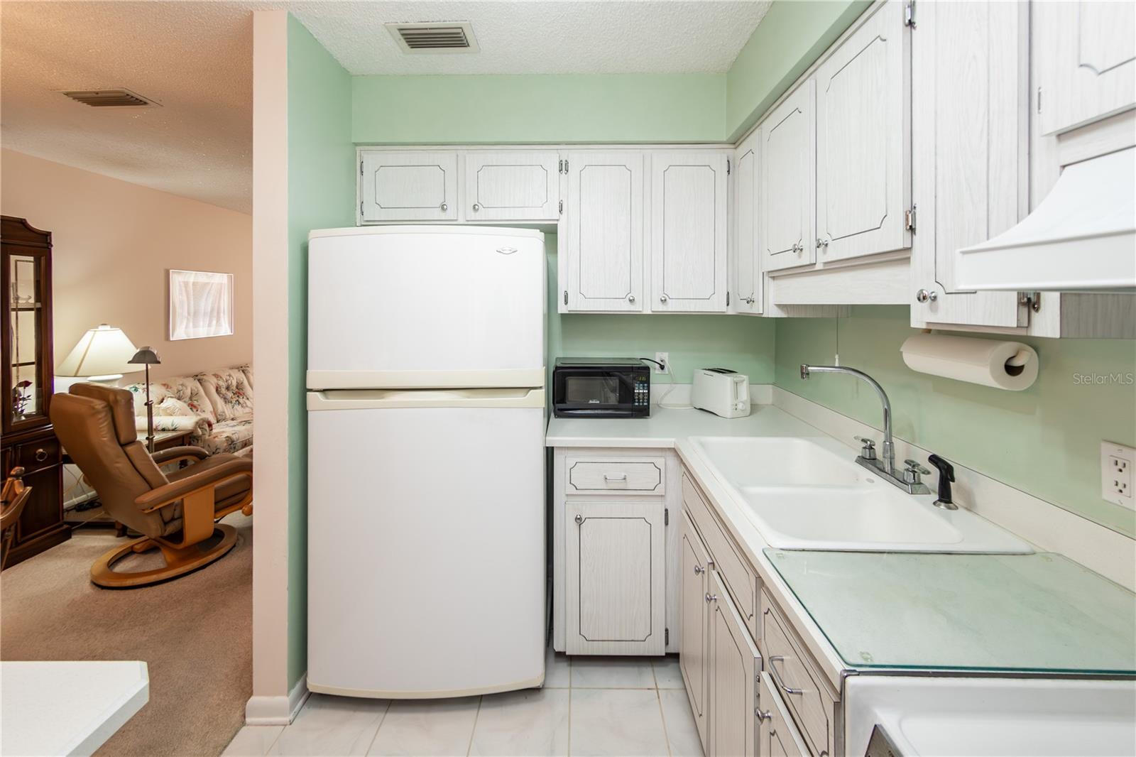 21 SEMINOLE DR, DEBARY, FL, 32713