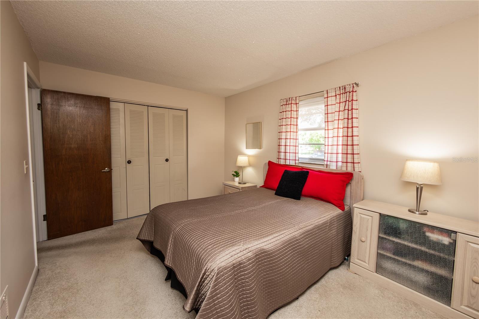 21 SEMINOLE DR, DEBARY, FL, 32713