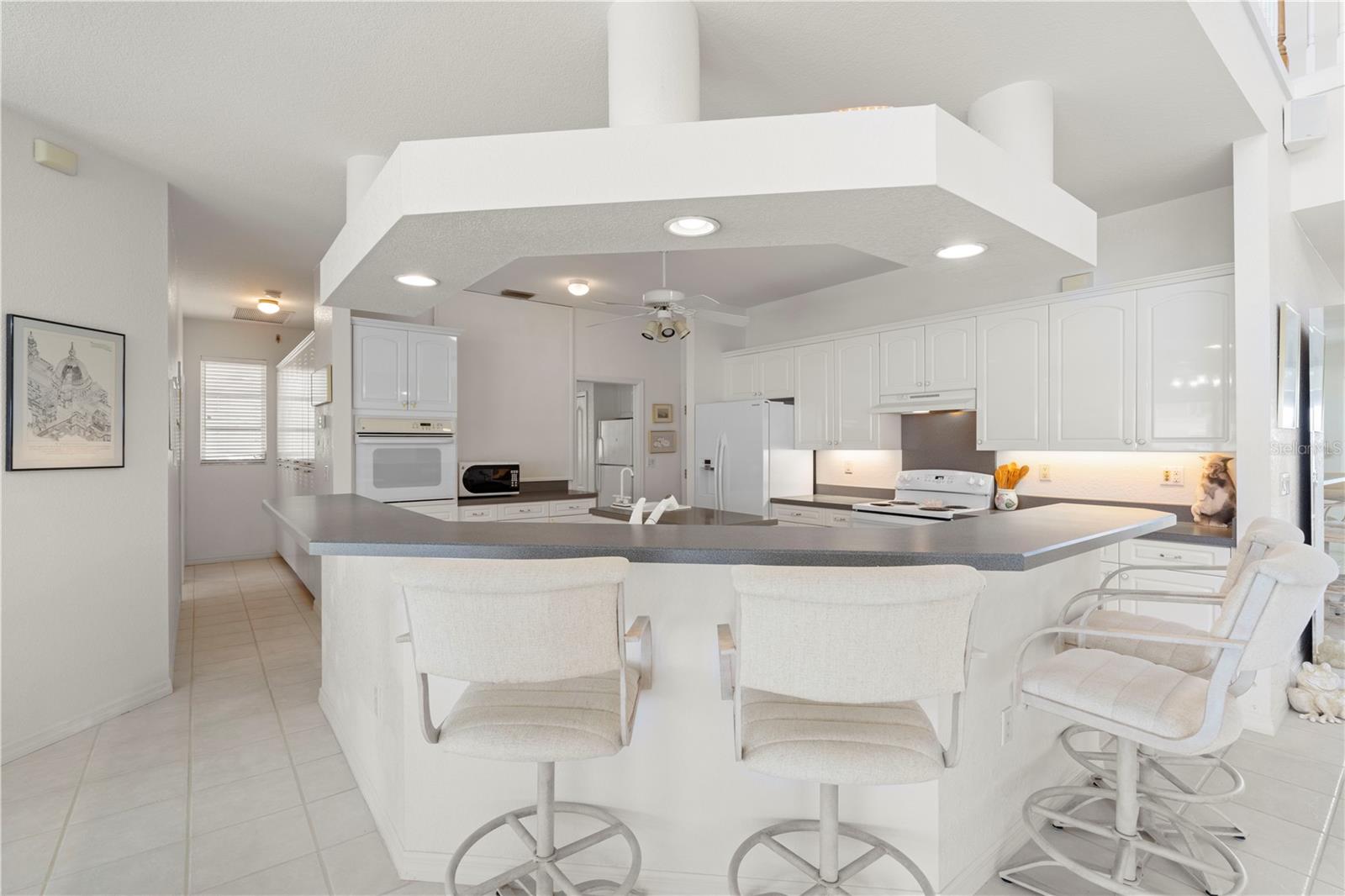 1060 SAN MATEO DR, PUNTA GORDA, FL, 33950