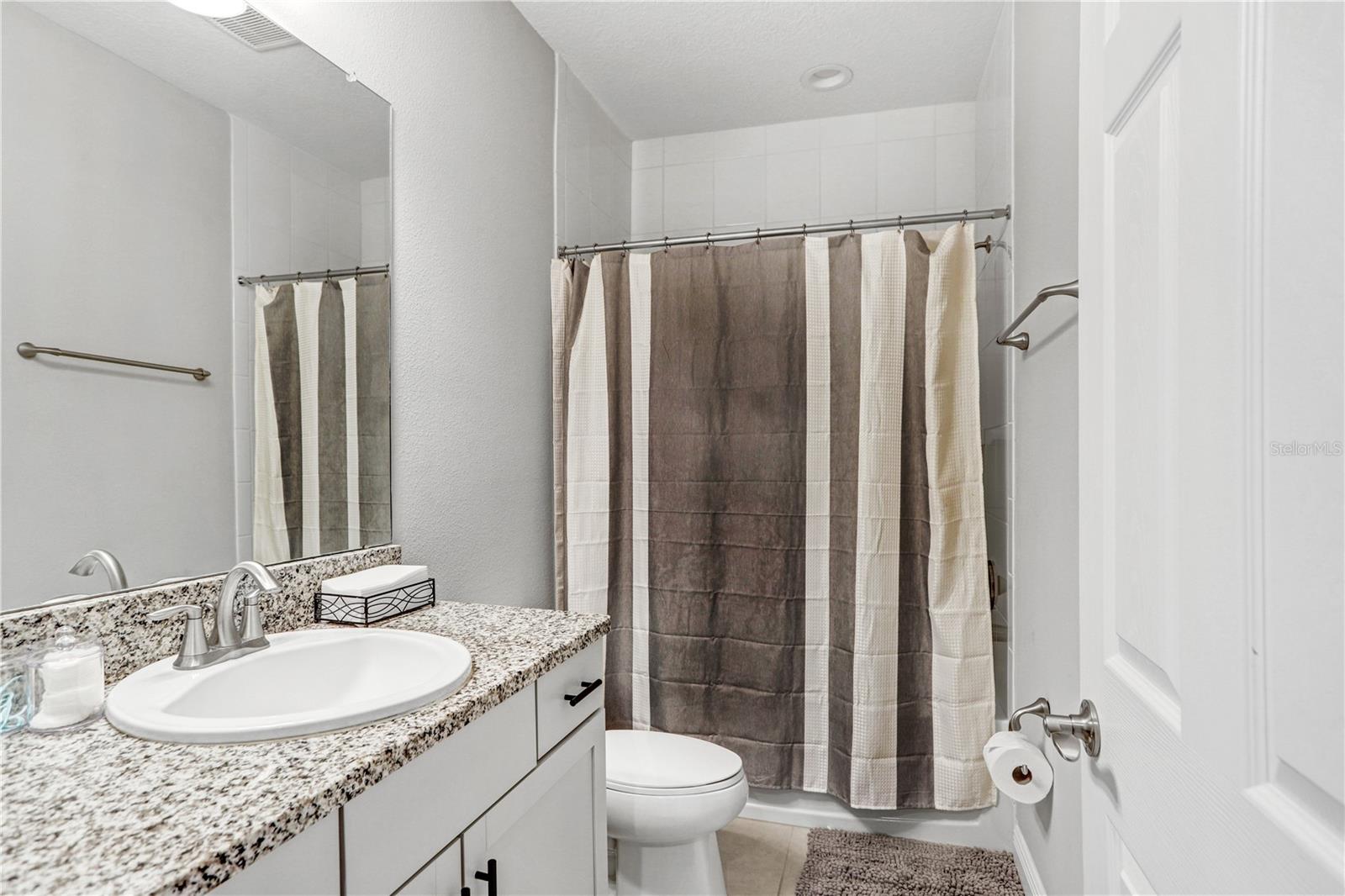 7008 MAINLAND AVE, APOLLO BEACH, FL, 33572